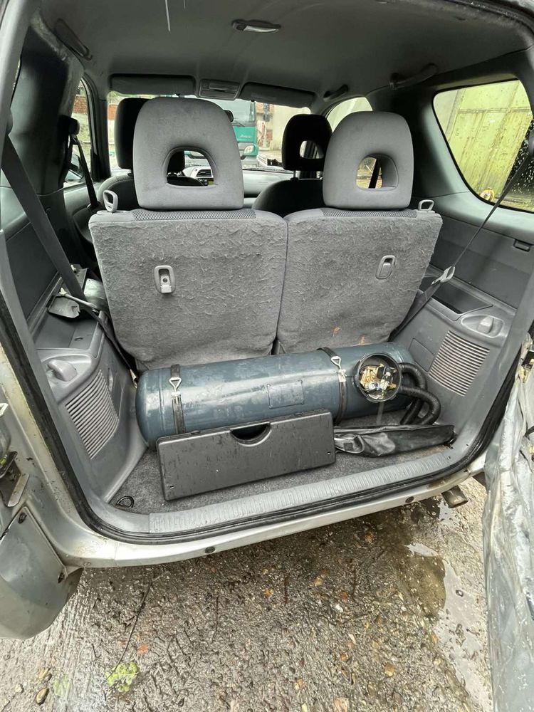 Toyota rav4 2.0vvti 150ks na chasti Тойота рав4 2.0 150кс  на части