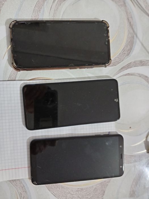 Телефоны на запчасти