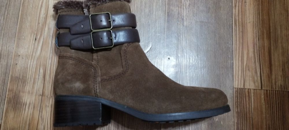 Замшевые полусапоги