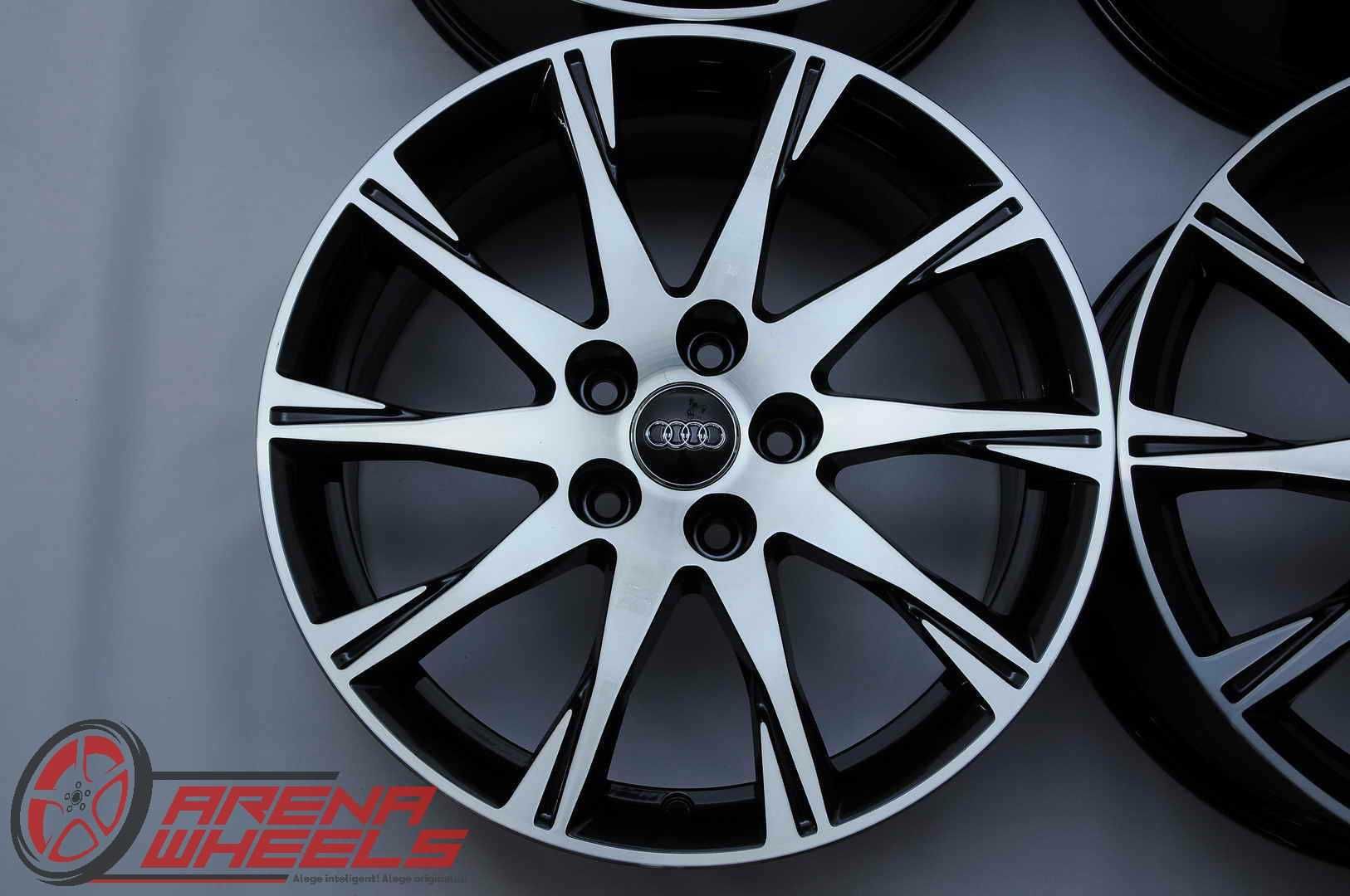 Jante Noi 17 inch Originale Audi A4 8W B9 R17 Negru Diamond Cut