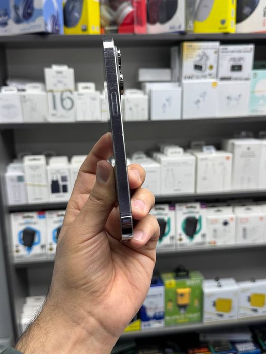 Iphone 14 pro srochna sotiladi oxirigacha oqib keyin tel qilinglar