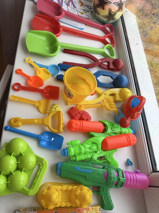 Игрушки  пакетом машинки деревянные развивающие книги