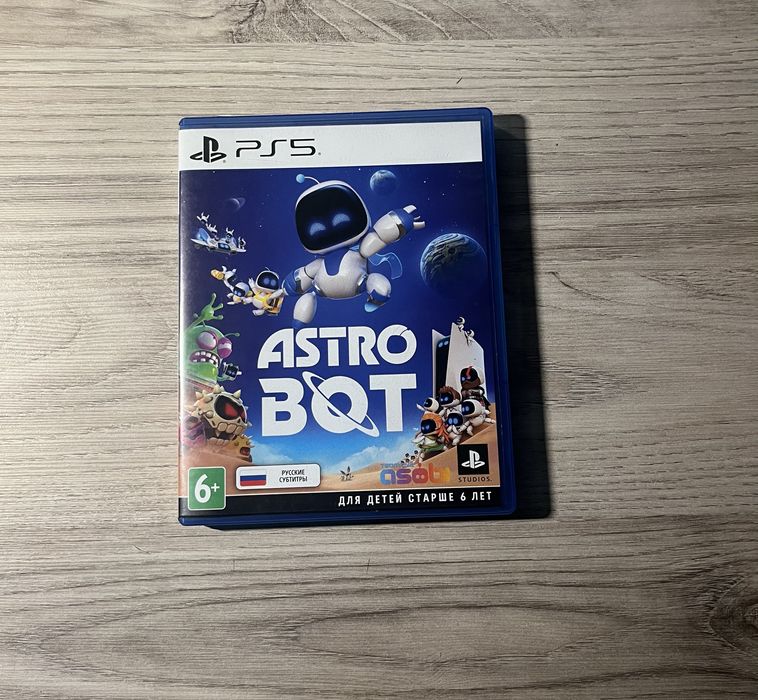 Обмен игр Astro bot,The last of us 2 и fufa23