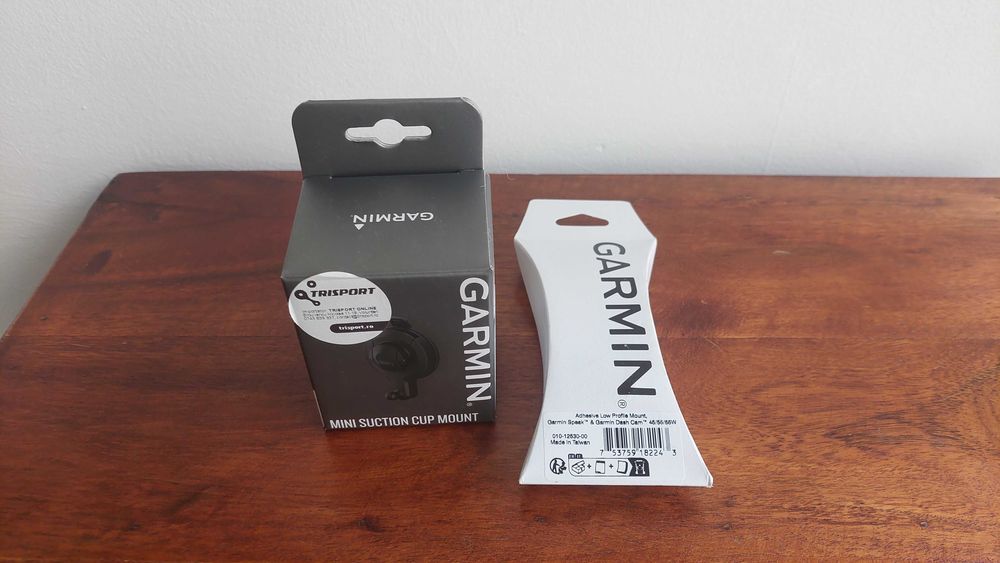 Lot 2 buc. suporturi pentru Dash Cam Garmin