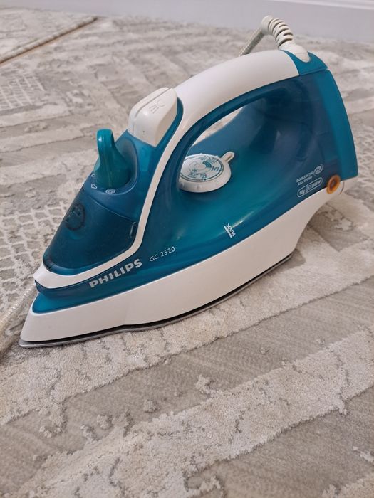 Утюг б/у в хорошем состоянии