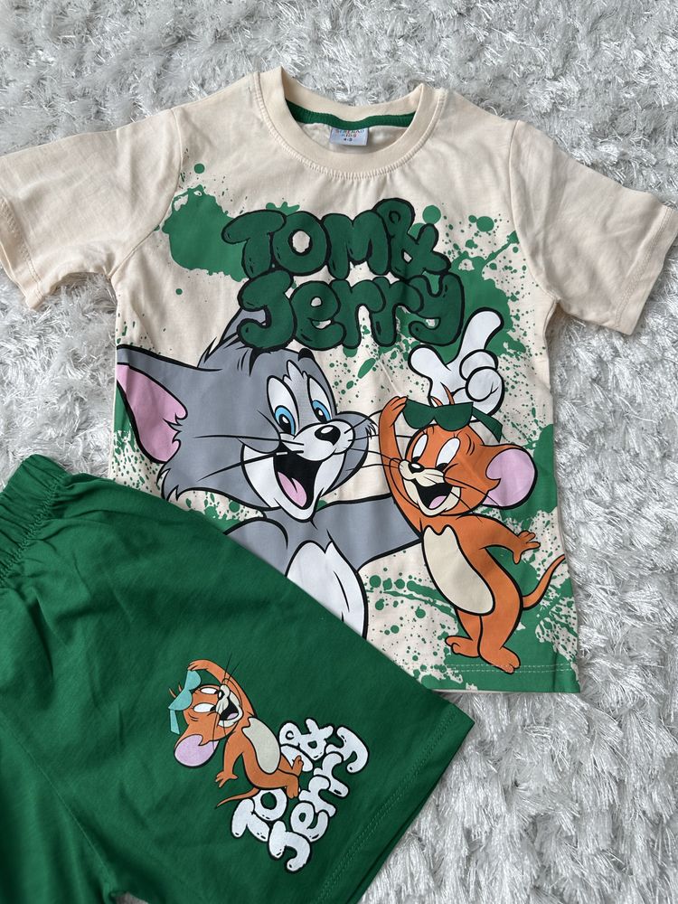 Set tricou si pantalon scurt ( 5-6 ani)