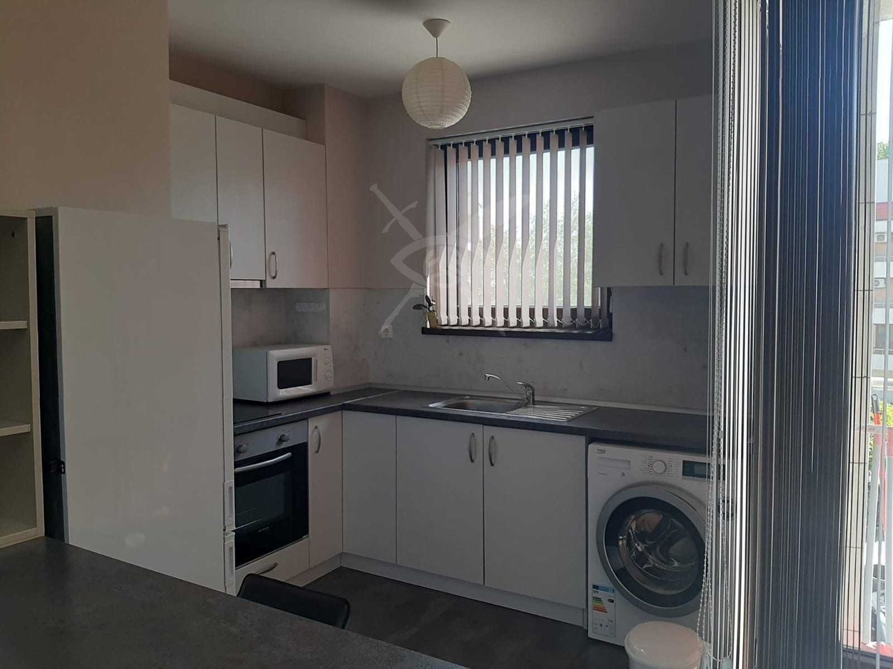 Продава се Двустаен апартамент в Пловдив, Кършияка - 70 кв.м за 1786 €/кв.м - Снимка #1