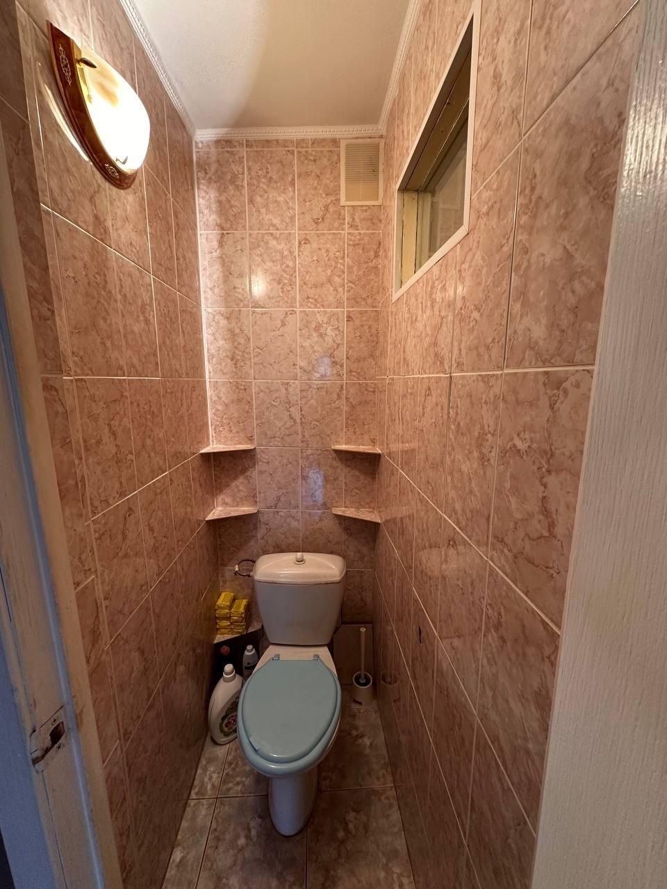 Продам 2 комн.квартиру в районе АРС , маг.Янтарь