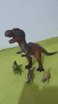 Pachet 4 dinozauri