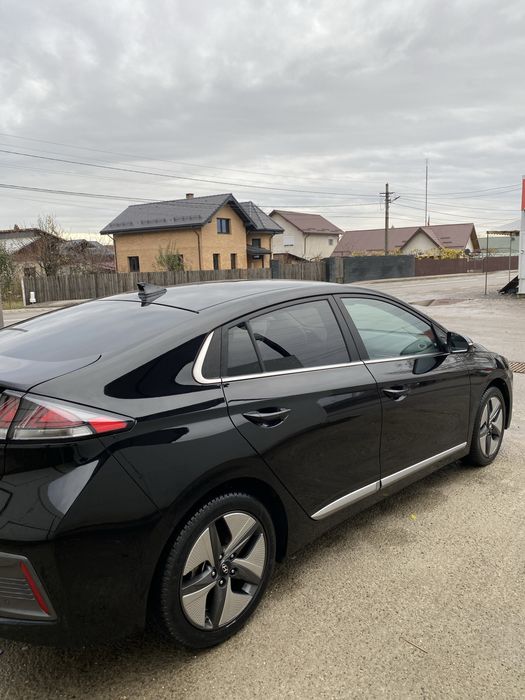 Hyundai IONIQ 2022 1.6 Hybrid