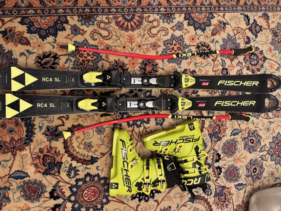 Echipament Fischer ski copii - Ski 140cm, clapari 25.5,  Bete 100cm