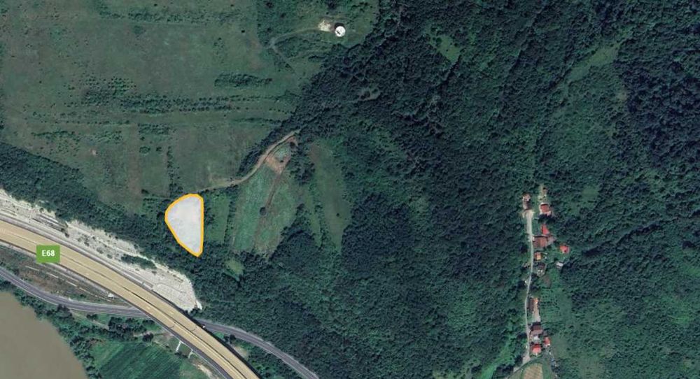 Teren 2.200 mp în Șoimuș – Livadă, Apă și Vedere la Cetate