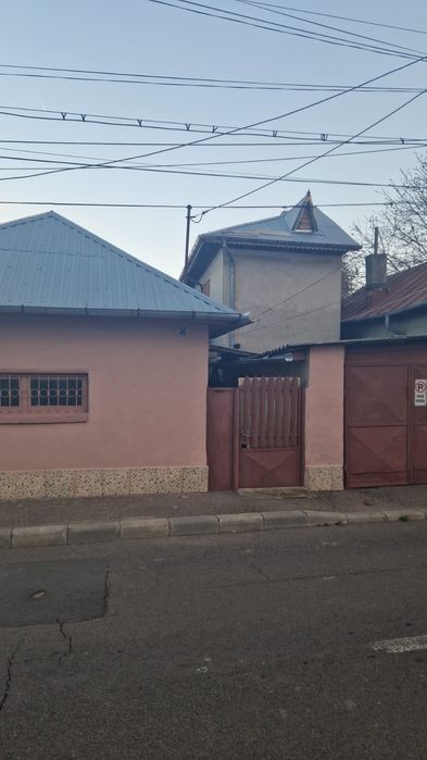 Casa de închiriat pt muncitori