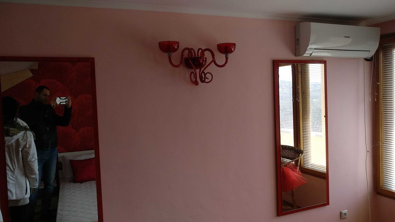 Дава се под наем Къща в к.к. Св.Св. Константин и Елена - 250 кв.м за 1224 € - Снимка #13