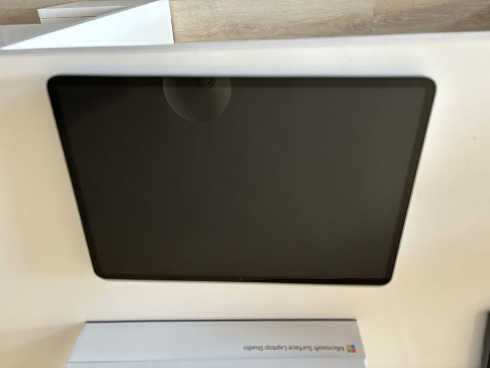 Лаптоп Microsoft Surface Studio 16GB RAM/256GB SSD