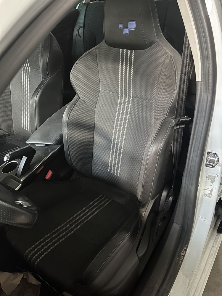 Interior Renault Megane 4 GT Line  2019 Break