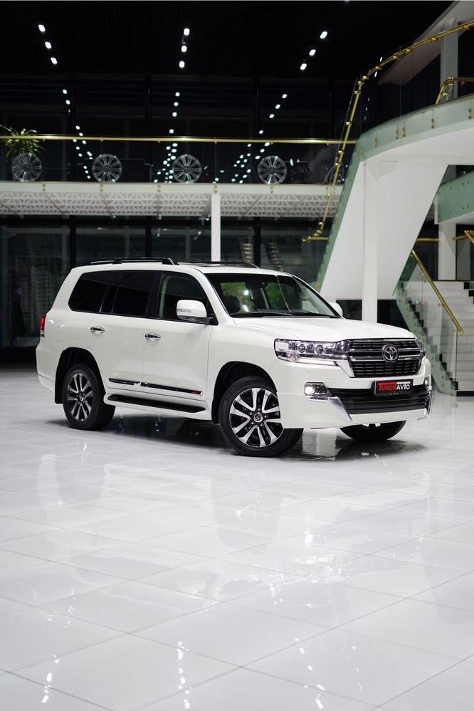 Toyota Land Cruiser 200