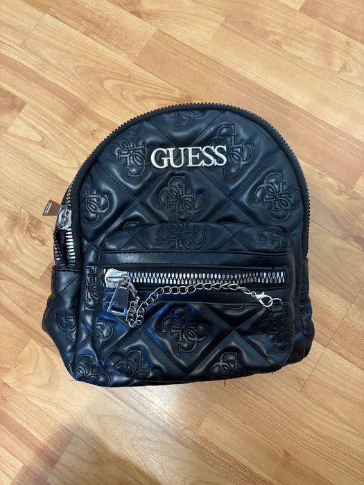 ghiozdan guess femei