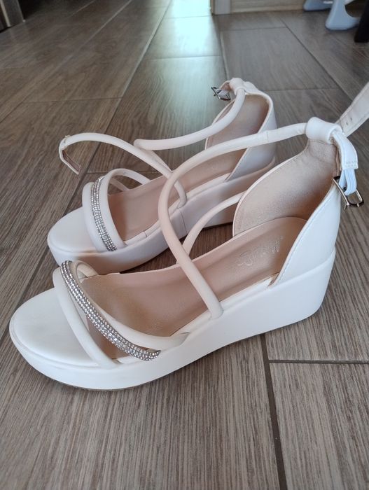 Sandale dama mărime 37