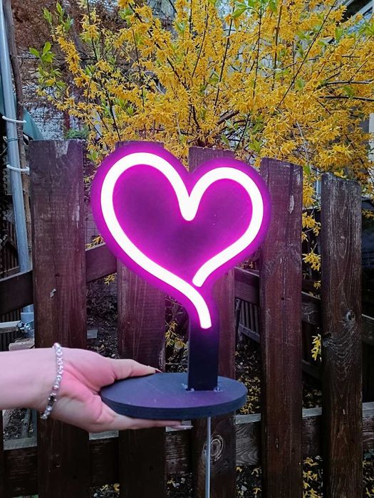 Neon sign LED Decoratiuni luminoase pe comanda