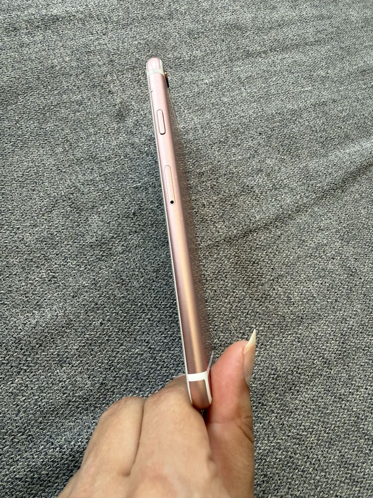 Iphone 6S, в много добро състояние