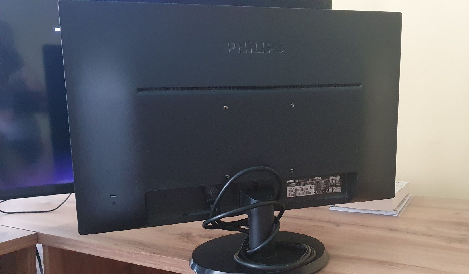 Монитор Philips 23.8", IPS, Full HD, Display Port, Черен, 243V7QJABF