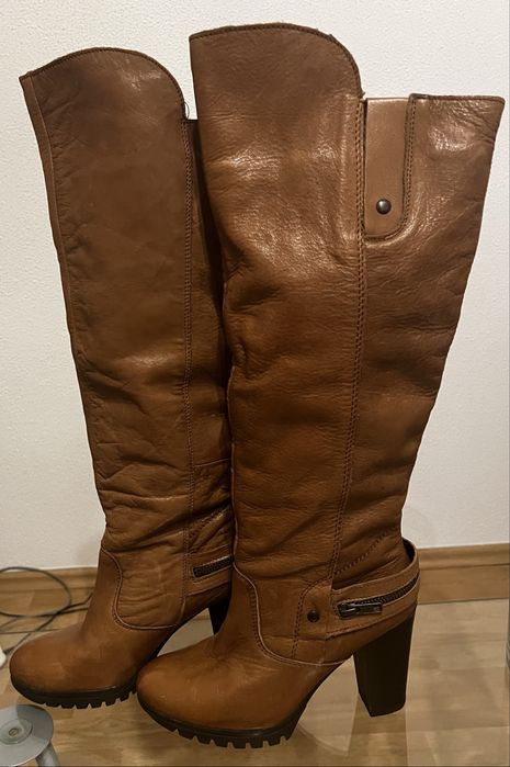 Cizme maro din piele