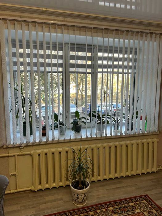 Продам вертикальные  жалюзи 255*160