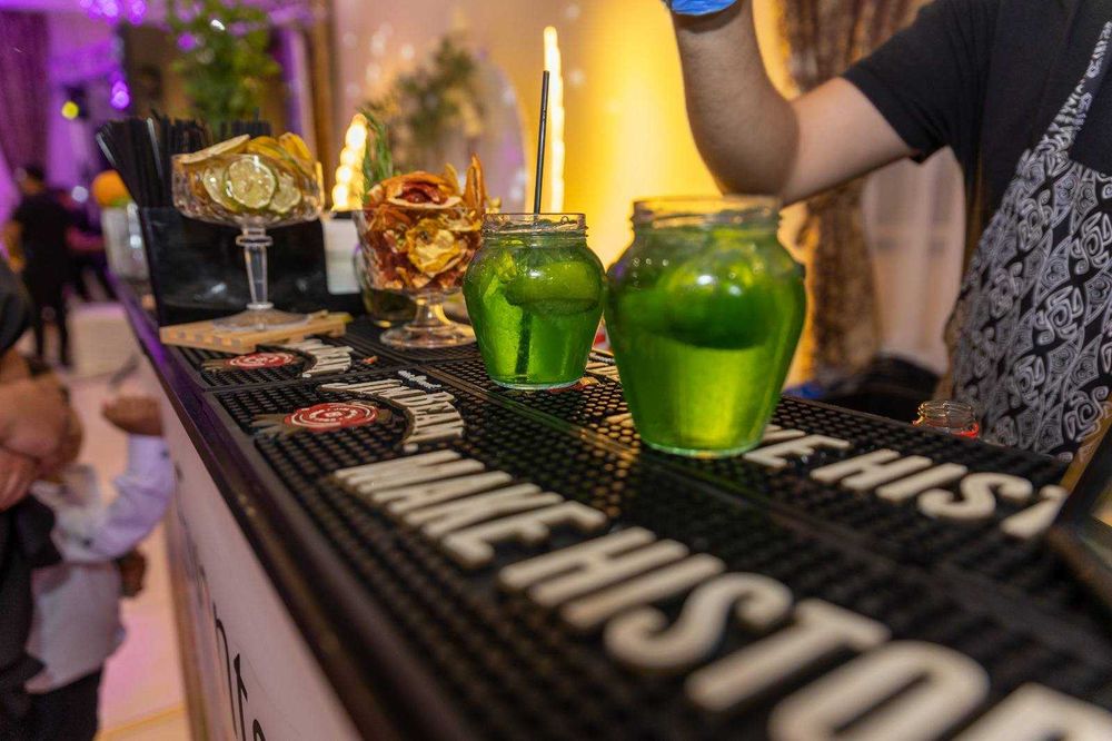 Cocktail bar evenimente bar mobil/cocktail bar nunta/ evenimente