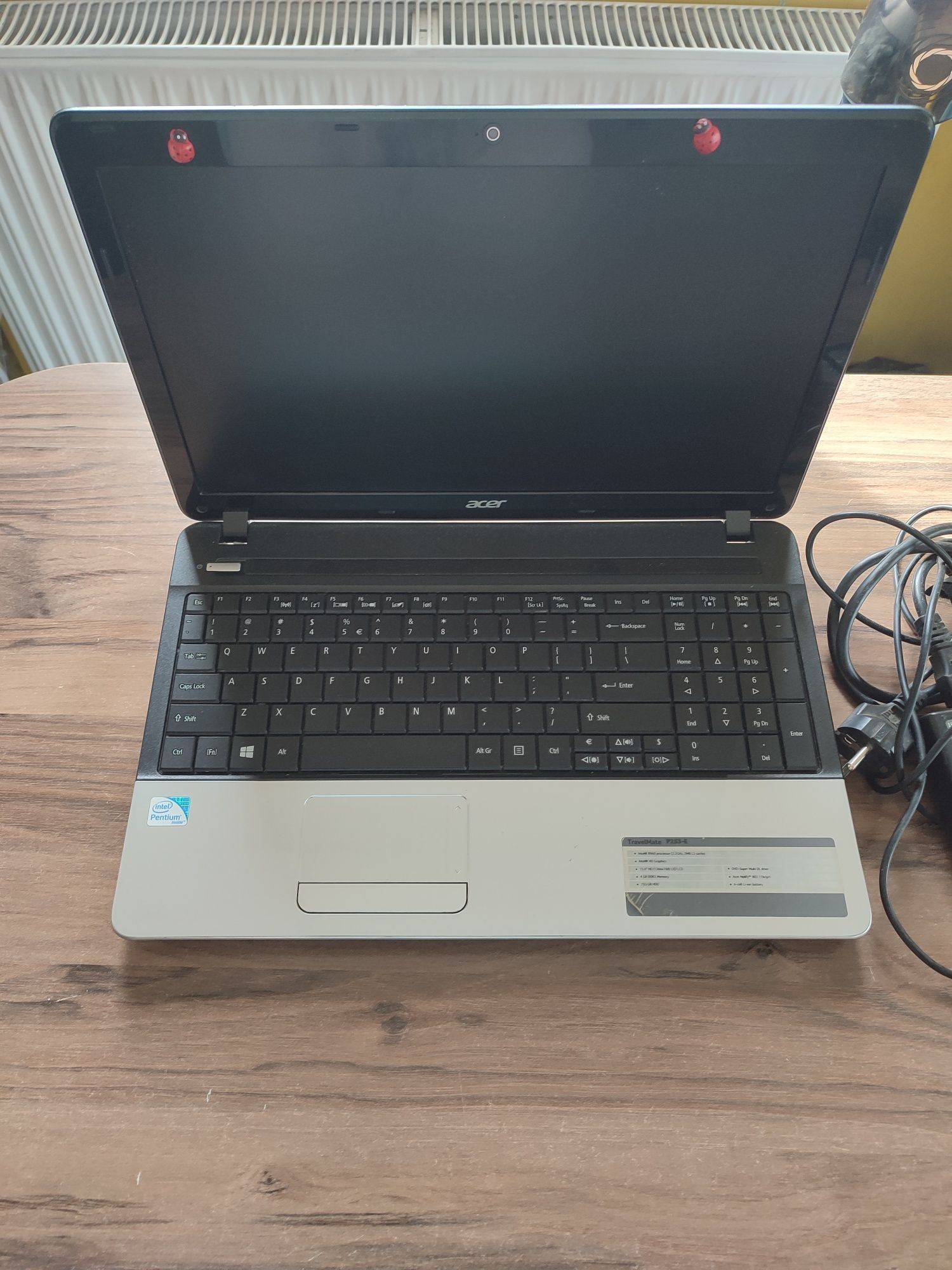Acer travelmate p 253