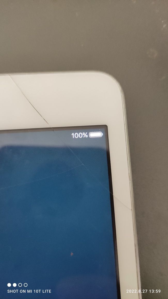 Продавам iPad mini a1432