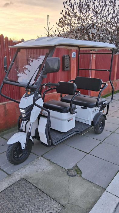Triciclu electric, marca Optimus RKS