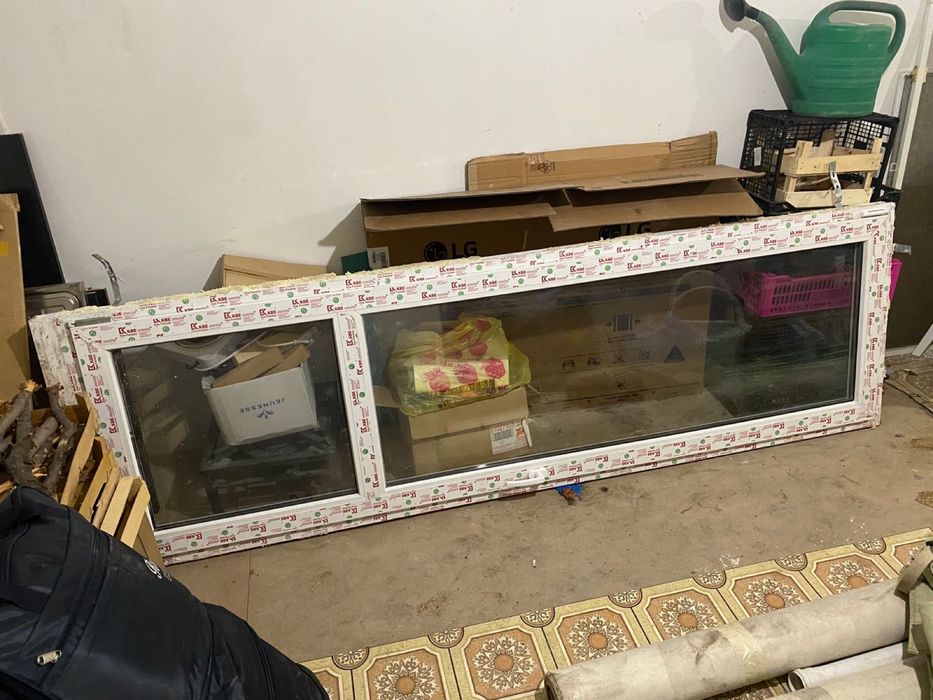 Пластиковые окно и дверь