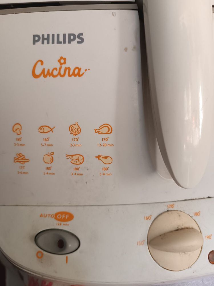 Домашняя Фритюрница Philips б/у в полном рабочем состоянии