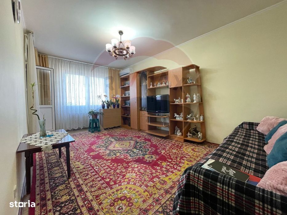 DE VANZARE Apartament 3 camere în zona Piata Gorjului