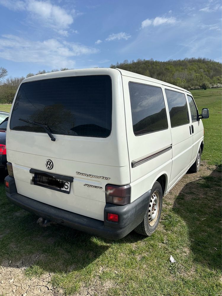 Volkswagen transporter t4 syncro 4x4