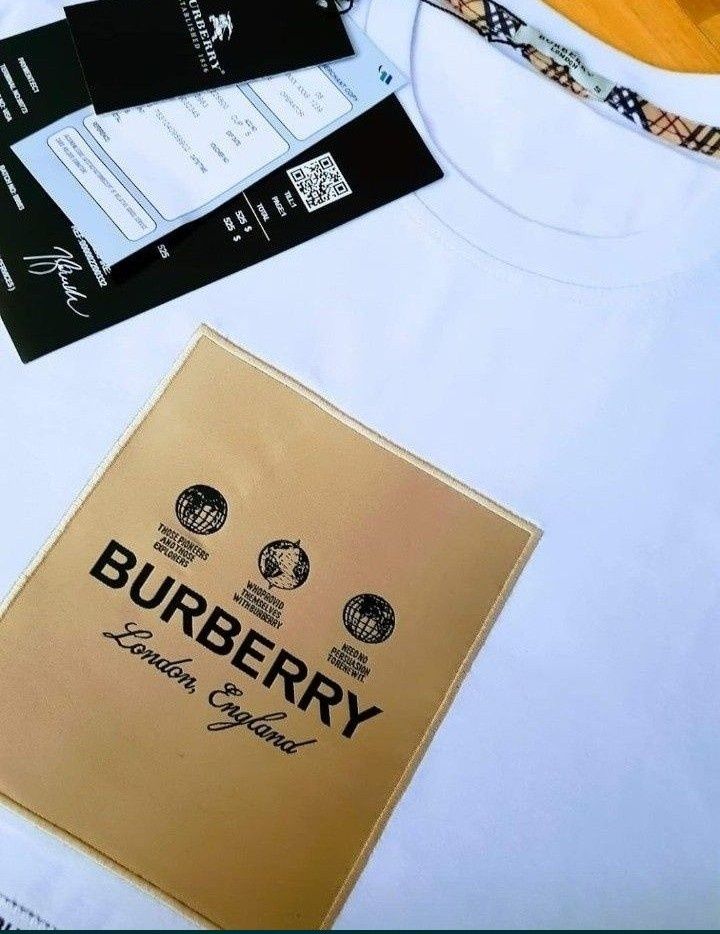 Tricou bumbac Burbbery, model unisex,diverse mărimi, Italia