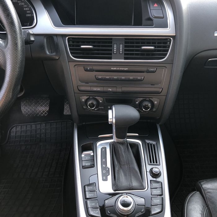 Продавам Audi A5
