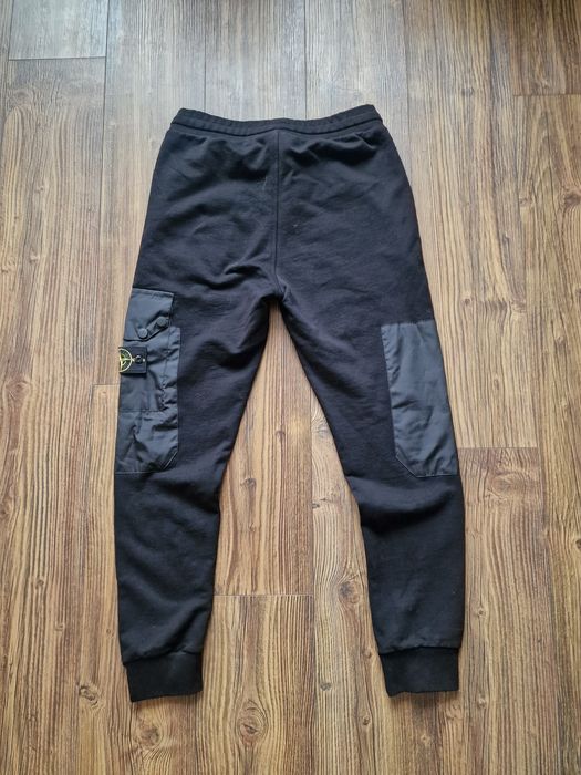 Страхотен мъжки екип STONE ISLAND размер M