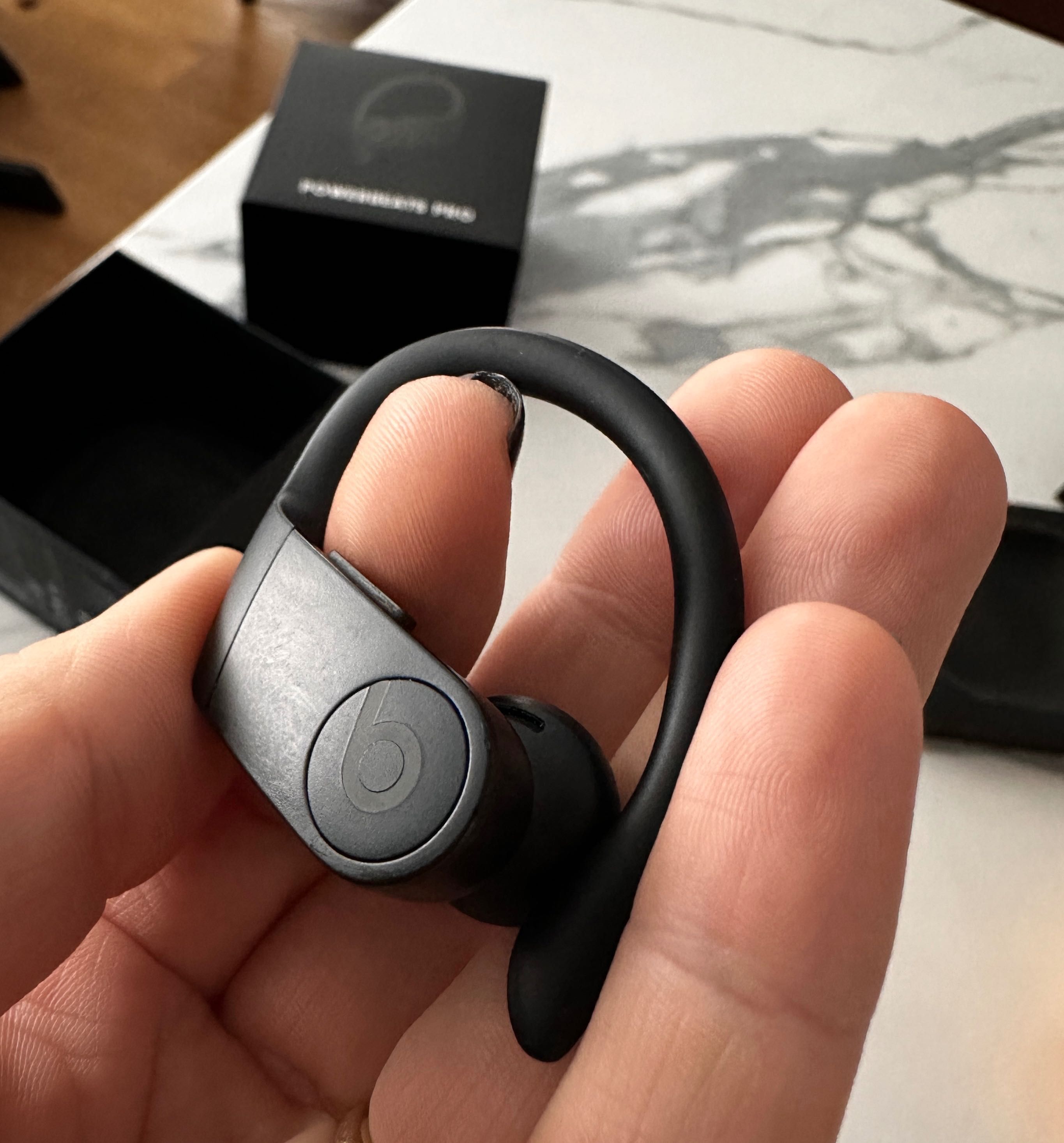 Powerbeats Pro Black