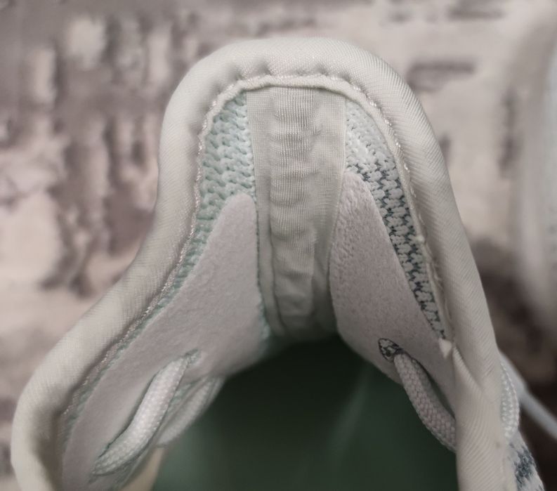 Yeezy Boost 350, Ice Blue, 42 EUR