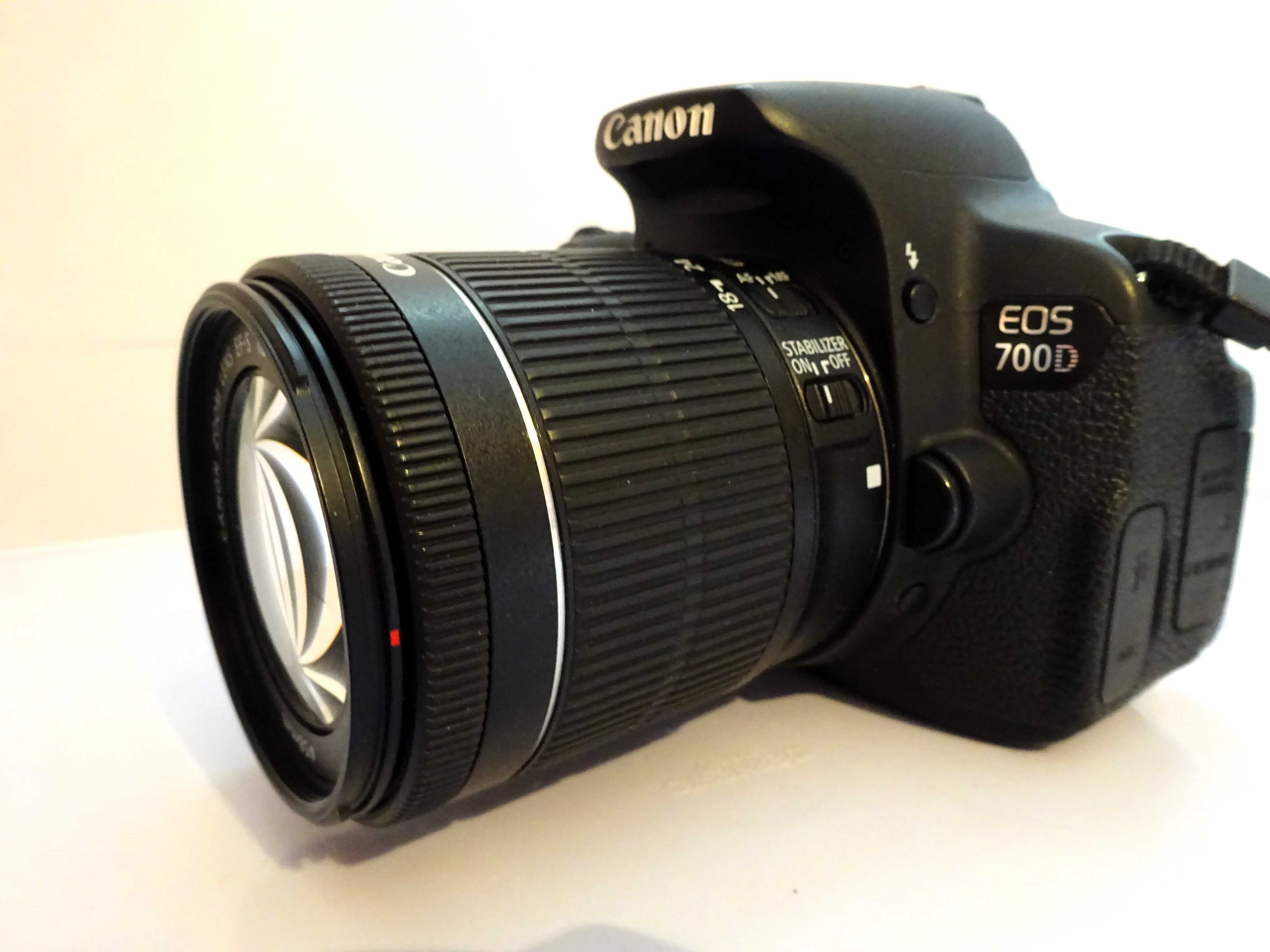 Нов Canon 700D + 18-55mm IS STM (само 620 кадъра)