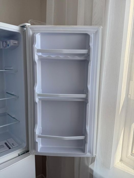 Холодильник Almagreen BCD-228 — новый, не использовался!