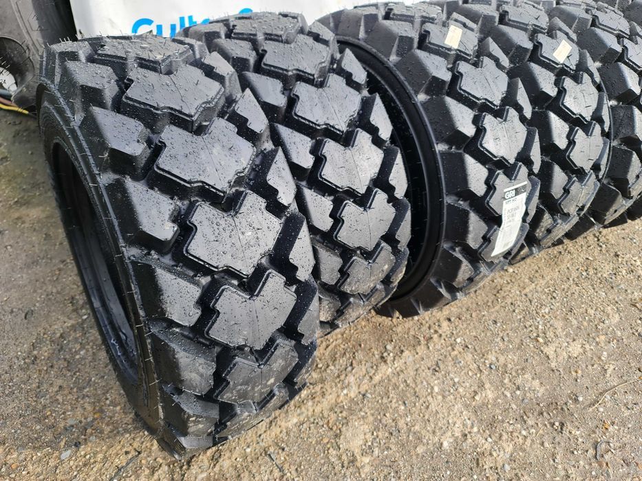 Cauciucuri bobcat 10-16.5 GRI 12PR anvelope robuste mini incarcator