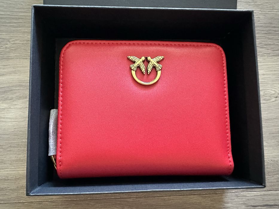 Чисто ново!! 100% Оригинално дамско портмоне Pinko портфейл