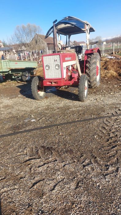 Tractor International 323 35 cp