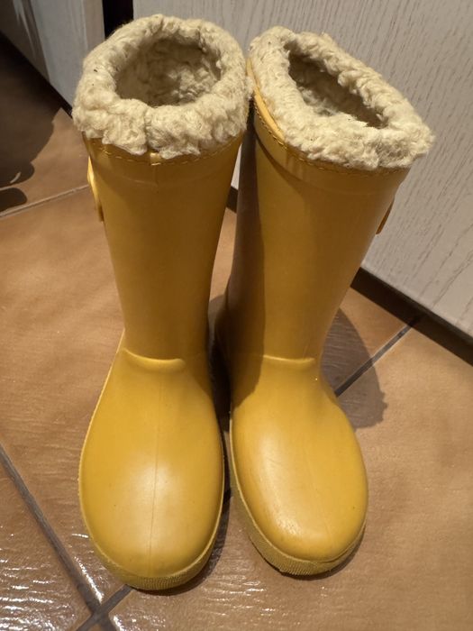 Детски гумени ботуши с подплата 25 размер