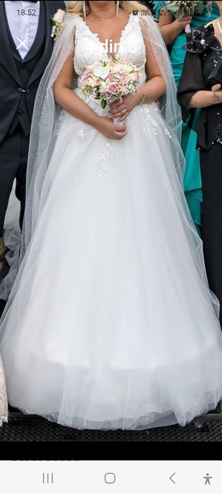 Rochie de mireasa superba