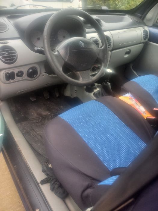 Vând Renault kangoo