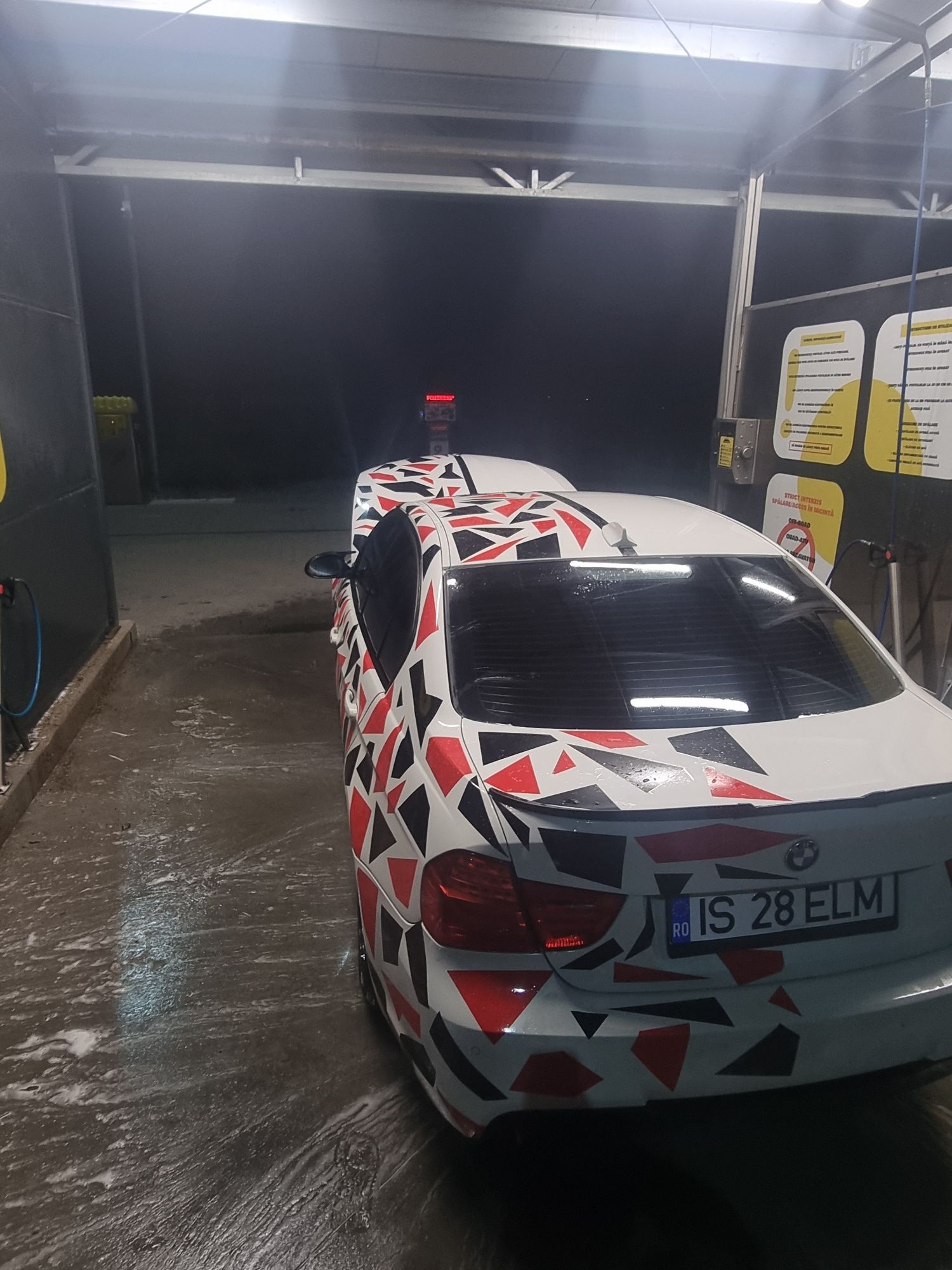 BMW E90 2.0d M47 / M-packet / Întreținut / Mods OEM